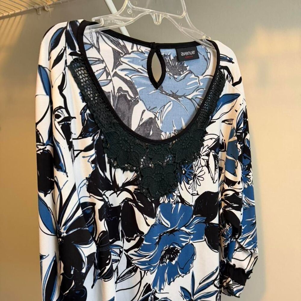 Avenue Blue Floral Long Sleeve Top with Lace Trim Feminine Plus Size